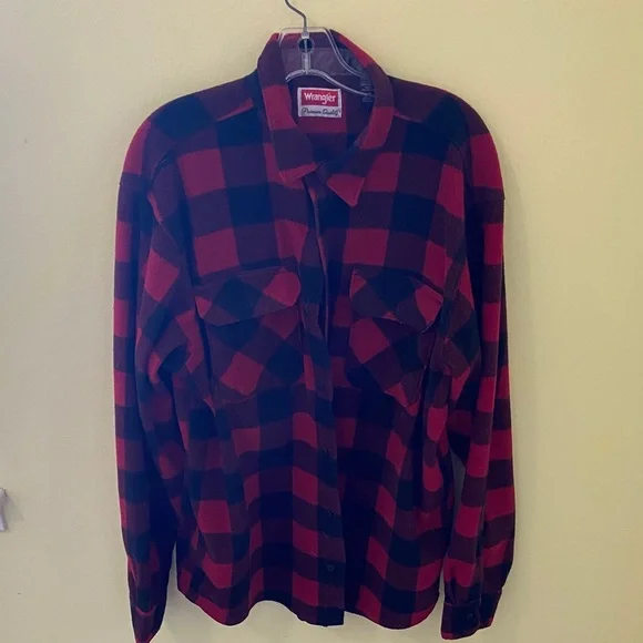 Wrangler Red and Black Checkered Shirt - Picture 1 of 4